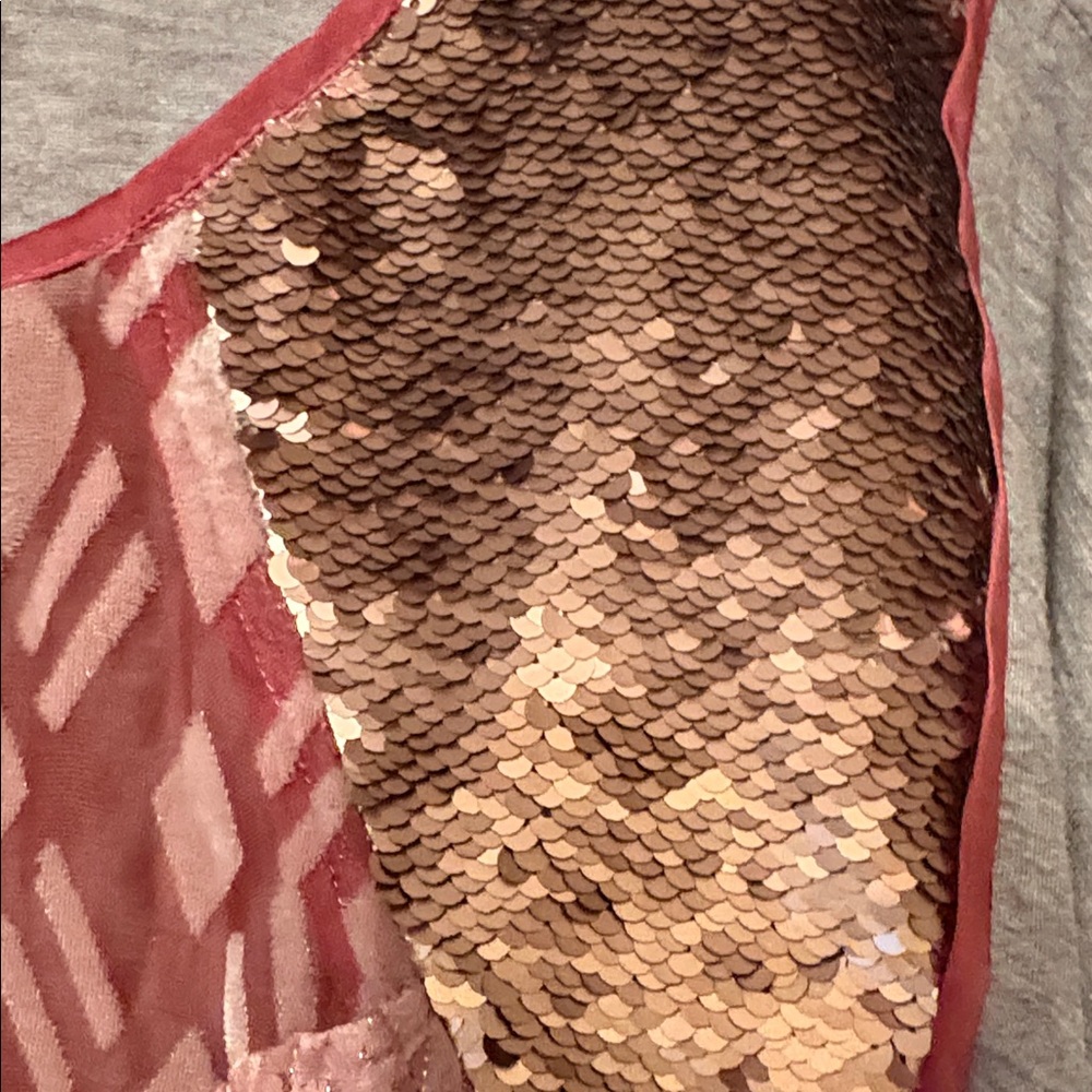 Chic Patchwork Blouse With Sequin Detail - image 3